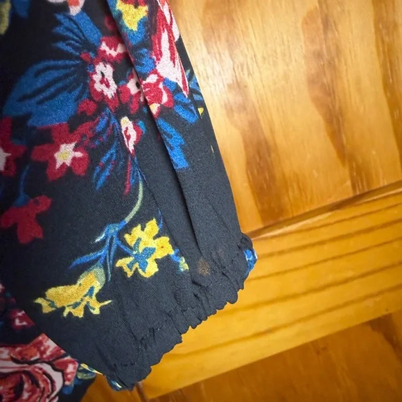 Black Floral Women's Boho Blouse with Crochet Details - Picture 3 of 5